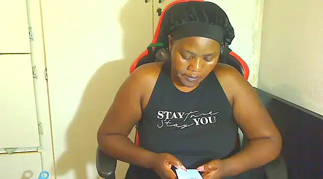 Snapshot of misskayler chatting on January 6, 2025, 4:02 pm misskayler online show from January 6, 2025, 4:02 pm