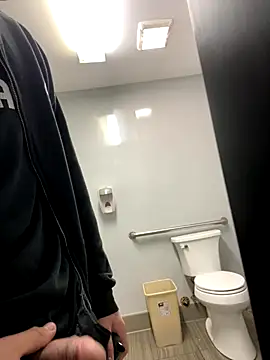 serg1io online show from December 16, 2025, 5:33 am