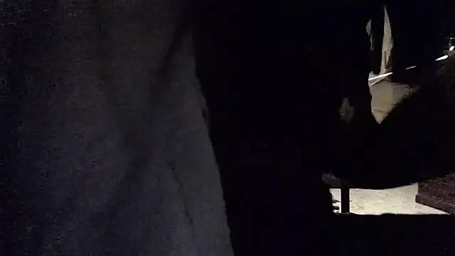 gatitachula93 online show from December 16, 2025, 11:53 pm