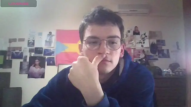 Snapshot of leo_cutie chatting on February 18, 2026, 8:49 pm leo cutie online show from February 18, 2026, 8:49 pm