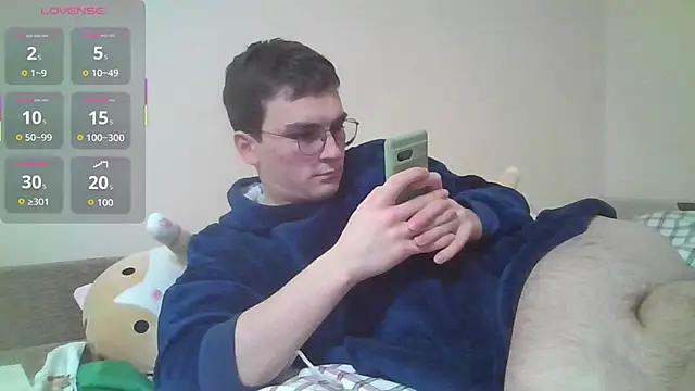 Snapshot of leo_cutie chatting on February 11, 2026, 9:36 pm leo cutie online show from February 11, 2026, 9:36 pm