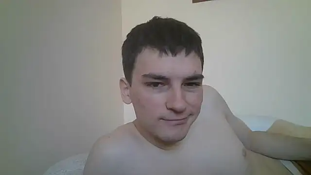 Snapshot of leo_cutie chatting on February 3, 2026, 12:21 pm leo cutie online show from February 3, 2026, 12:21 pm