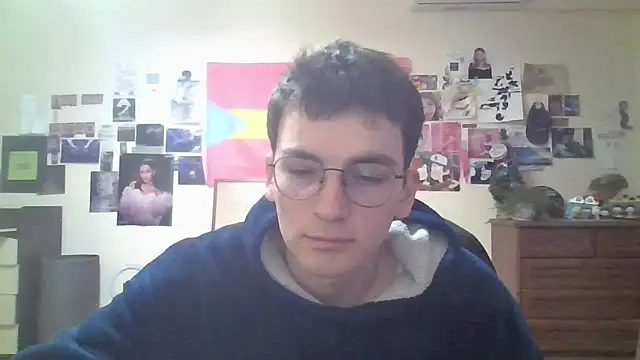 Snapshot of leo_cutie chatting on February 17, 2026, 3:31 pm leo cutie online show from February 17, 2026, 3:31 pm