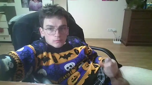 Snapshot of leo_cutie chatting on February 22, 2026, 10:33 pm leo cutie online show from February 22, 2026, 10:33 pm