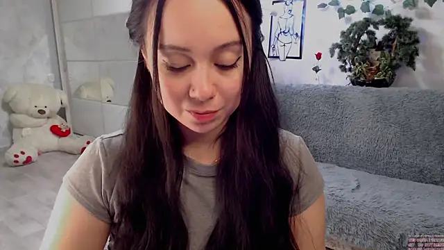 Snapshot of AlinaEleven chatting on July 8, 2026, 9:26 pm AlinaEleven online show from July 8, 2026, 9:26 pm