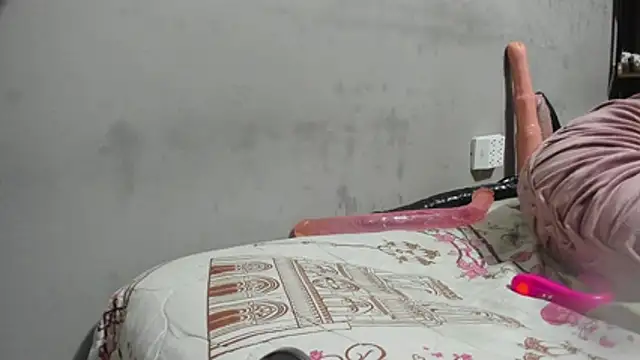 Shadia Squirt online show from January 10, 2026, 9:10 pm