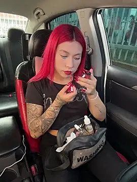 Scarlett firee online show from December 15, 2025, 5:41 pm