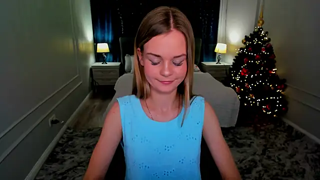 Snapshot of MidnighteAura chatting on January 10, 2026, 6:36 pm MidnighteAura online show from January 10, 2026, 6:36 pm