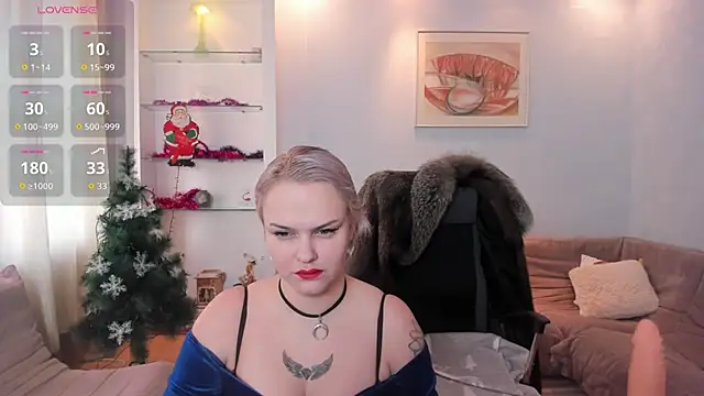 Snapshot of KamillaJei chatting on January 19, 2026, 6:17 am KamillaJei online show from January 19, 2026, 6:17 am