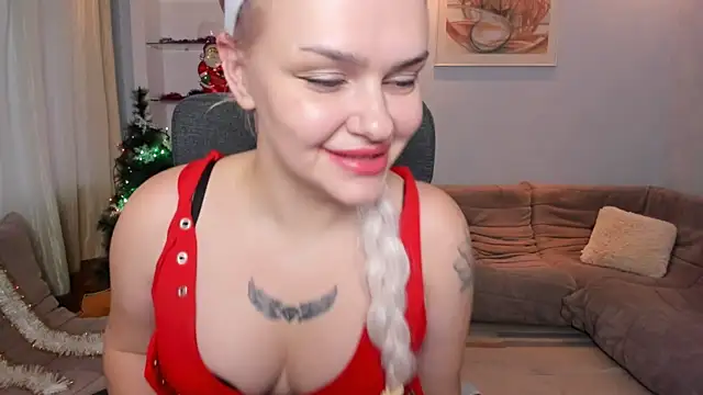 KamillaJei online show from December 19, 2025, 6:38 am