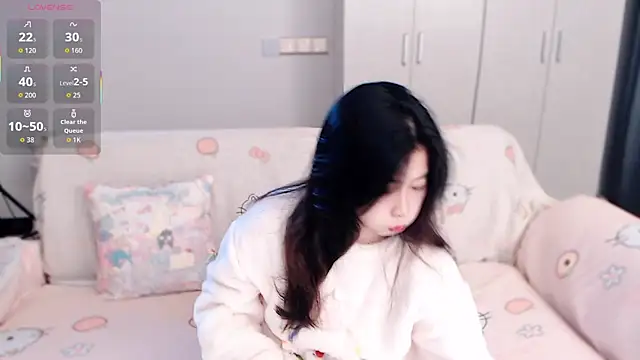 Camila-888 online show from December 18, 2025, 4:33 pm