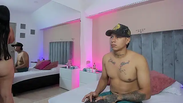 kaylaa sex online show from March 7, 2026, 1:16 pm