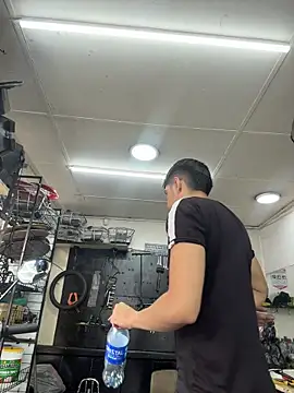 Johan stick online show from December 19, 2025, 3:36 pm