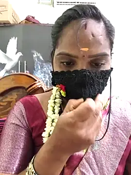 Snapshot of Tamil_Pallavi chatting on June 11, 2026, 5:04 am Tamil Pallavi online show from June 11, 2026, 5:04 am