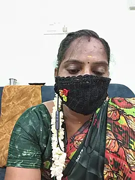 Snapshot of Tamil_Pallavi chatting on June 9, 2026, 5:47 pm Tamil Pallavi online show from June 9, 2026, 5:47 pm