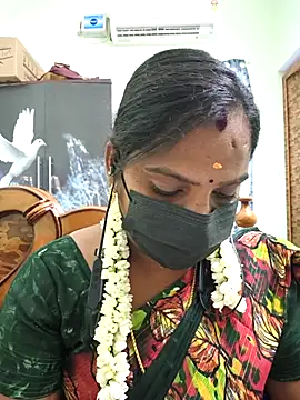 Snapshot of Tamil_Pallavi chatting on June 9, 2026, 5:41 am Tamil Pallavi online show from June 9, 2026, 5:41 am