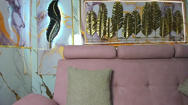 Snapshot of GoldenMusee_ chatting on January 10, 2026, 5:52 pm GoldenMusee online show from January 10, 2026, 5:52 pm