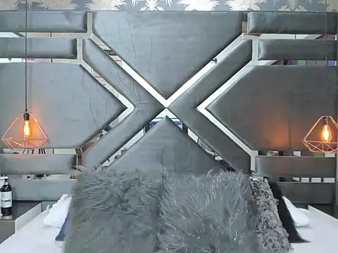 LittleNito online show from December 20, 2025, 12:41 pm