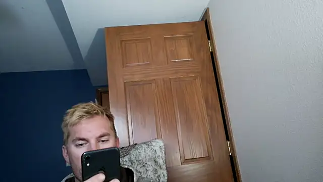 Snapshot of SpunRedneck chatting on February 26, 2026, 11:49 pm SpunRedneck online show from February 26, 2026, 11:49 pm