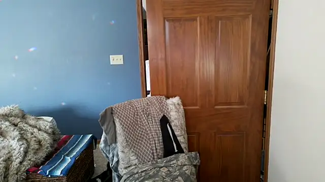 Snapshot of SpunRedneck chatting on February 24, 2026, 2:51 pm SpunRedneck online show from February 24, 2026, 2:51 pm