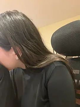 Snapshot of Camila_Duarte2 chatting on February 28, 2026, 1:44 pm Camila Duarte2 online show from February 28, 2026, 1:44 pm