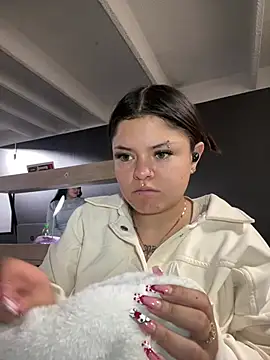 Snapshot of Camila_Duarte2 chatting on February 20, 2026, 2:08 pm Camila Duarte2 online show from February 20, 2026, 2:08 pm