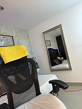 Lander Cruz online show from February 25, 2026, 8:19 pm