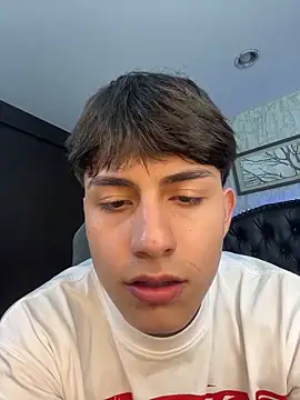 Lander Cruz online show from February 19, 2026, 8:28 pm