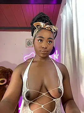 Snapshot of Cynthia_es chatting on March 4, 2026, 6:26 pm Cynthia es online show from March 4, 2026, 6:26 pm