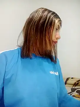 Snapshot of Sweetprouble_17 chatting on January 11, 2026, 3:08 pm Sweetprouble 17 online show from January 11, 2026, 3:08 pm