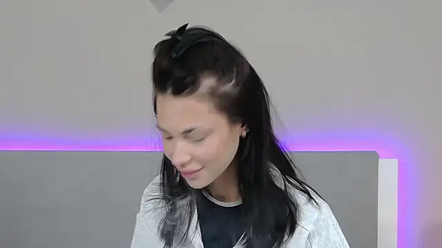 RachaelMils online show from March 21, 2026, 4:03 am