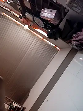 felicity chloe online show from April 10, 2026, 3:02 am