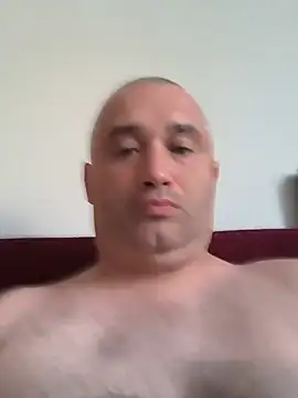 Olomoucak1982 online show from June 29, 2026, 5:45 pm