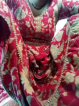 Snapshot of Karisma_ji chatting on May 23, 2026, 6:01 am Karisma ji online show from May 23, 2026, 6:01 am