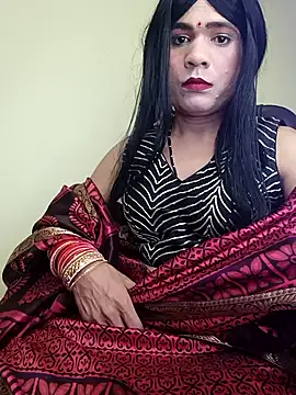 Snapshot of Lovely_Ladyboy_star chatting on February 15, 2026, 4:17 pm Lovely Ladyboy star online show from February 15, 2026, 4:17 pm