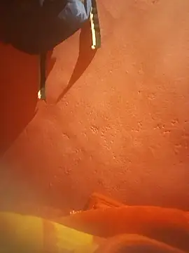 Your-shreya143 online show from January 8, 2026, 2:23 pm