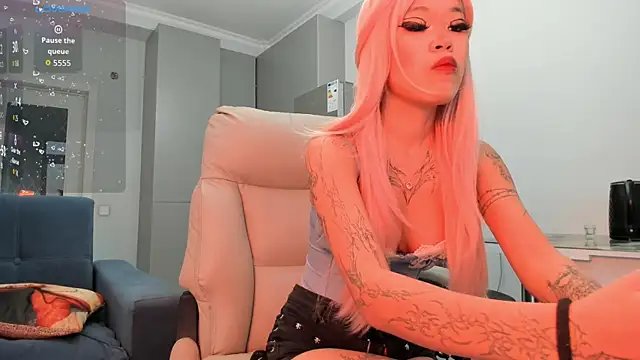Snapshot of Kira_dream19 chatting on April 12, 2026, 1:36 pm Kira dream19 online show from April 12, 2026, 1:36 pm