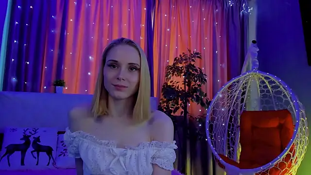 Snapshot of Gina_Gina_love chatting on February 20, 2026, 6:19 am Gina Gina love online show from February 20, 2026, 6:19 am