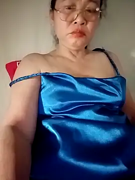 Sexfullx online show from April 15, 2026, 7:25 am