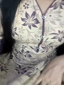 virgin girl1234 online show from January 5, 2026, 5:27 pm