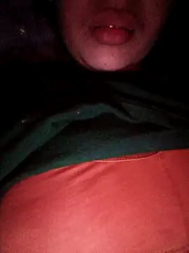 Snapshot of hottyrose69 chatting on December 3, 2025, 2:27 pm hottyrose69 online show from December 3, 2025, 2:27 pm