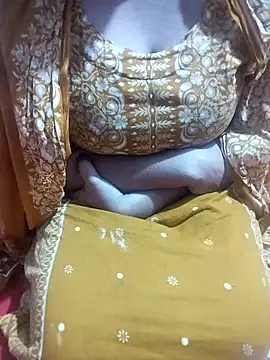 Snapshot of hottyrose69 chatting on January 14, 2026, 4:16 am hottyrose69 online show from January 14, 2026, 4:16 am