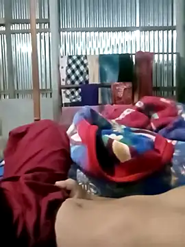 naughtygirl96 online show from April 17, 2026, 11:07 pm