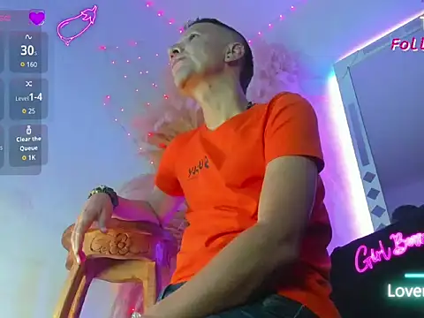 Snapshot of franco_sexy chatting on February 23, 2026, 9:04 pm franco sexy online show from February 23, 2026, 9:04 pm