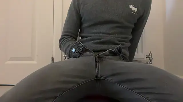 RandyRik online show from December 15, 2025, 2:12 pm