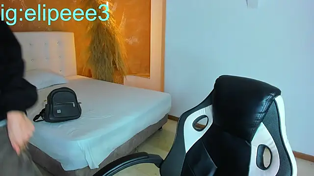 CONNOR STONNE  online show from March 5, 2026, 9:11 pm