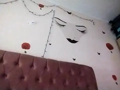 Snapshot of Dana92va chatting on February 19, 2026, 5:43 pm Dana92va online show from February 19, 2026, 5:43 pm