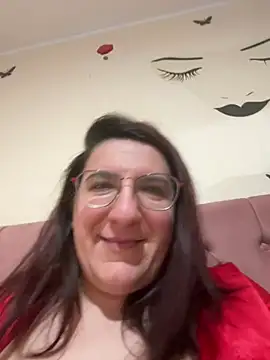 Snapshot of Dana92va chatting on February 20, 2026, 8:33 pm Dana92va online show from February 20, 2026, 8:33 pm