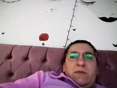 Snapshot of Dana92va chatting on February 18, 2026, 12:56 pm Dana92va online show from February 18, 2026, 12:56 pm