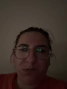 Snapshot of Dana92va chatting on May 12, 2026, 1:28 pm Dana92va online show from May 12, 2026, 1:28 pm